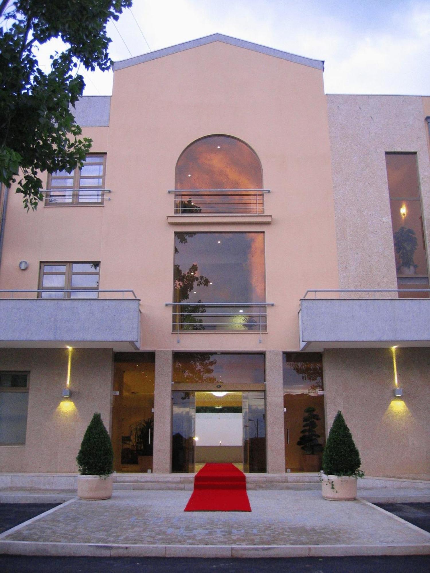 Hotel La Fontaine 에스모리츠 외부 사진